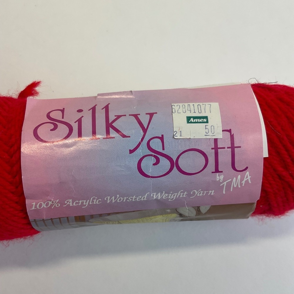 TMA Silky Soft Vintage Red Acrylic Worsted Weight Yarn 3oz 4-Ply Color 2004